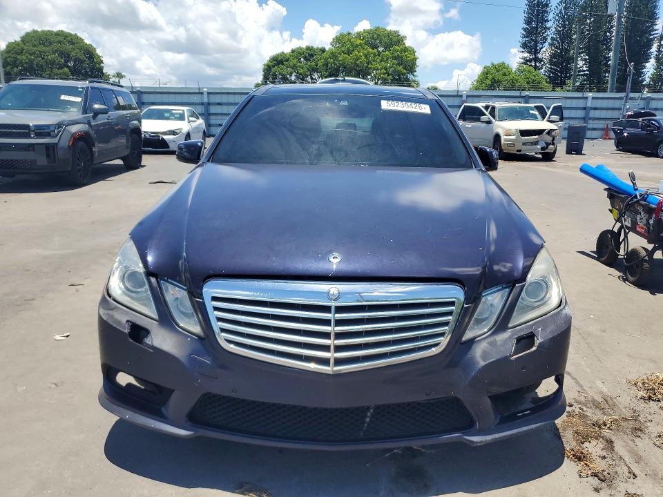 2011 Mercedes-benz E-class VIN WDDHF8HB2BA355793 COPART salvage auction — SIDE, Fl - Cert Of Title W/Slvg History, sold $400 on 2026-07-29 (photo 5)