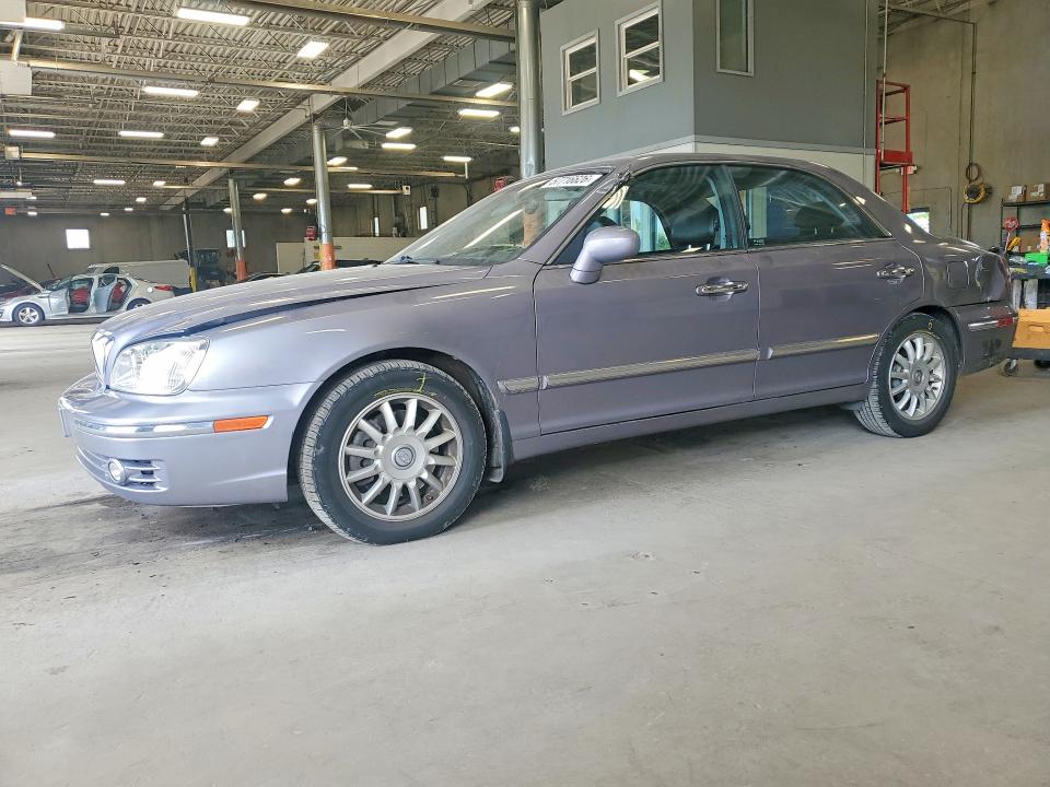 2005 Hyundai Xg VIN KMHFU45E45A401669 COPART salvage auction — FRONT END, Mn - Cert Of Title-Prior Salvage, sold $450 on 2026-07-28 (photo 1)