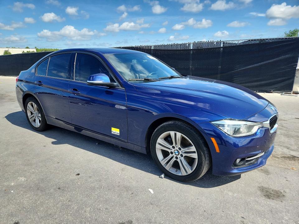 2016 BMW 3er VIN WBA8E3G59GNU04724 COPART salvage auction — WATER/FLOOD, Fl - Cert Of Title-Slvg Rebld Flood, sold $1,150 on 2026-08-06 (photo 4)