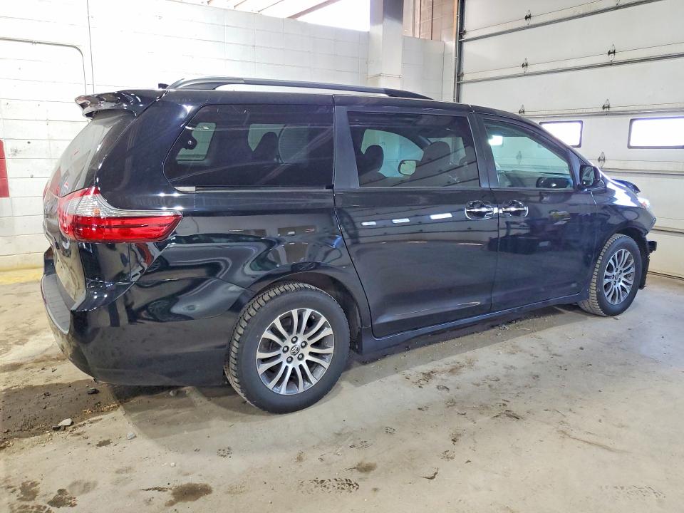 2020 Toyota Sienna VIN 5TDYZ3DC0LS069397 COPART salvage auction — FRONT END, Mn - Cert Of Title-Salvage, sold $1,150 on 2026-07-30 (photo 3)