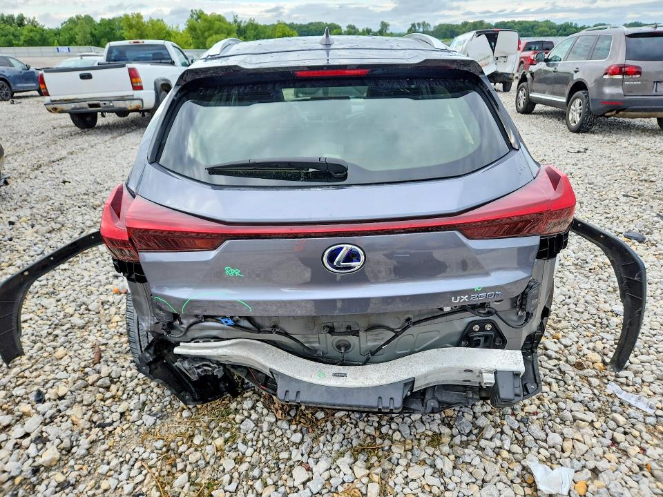 2021 Lexus Ux VIN JTHP9JBH1M2051478 COPART salvage auction — REAR END, Mi - Certificate Of Title, sold $13,100 on 2026-07-16 (photo 6)
