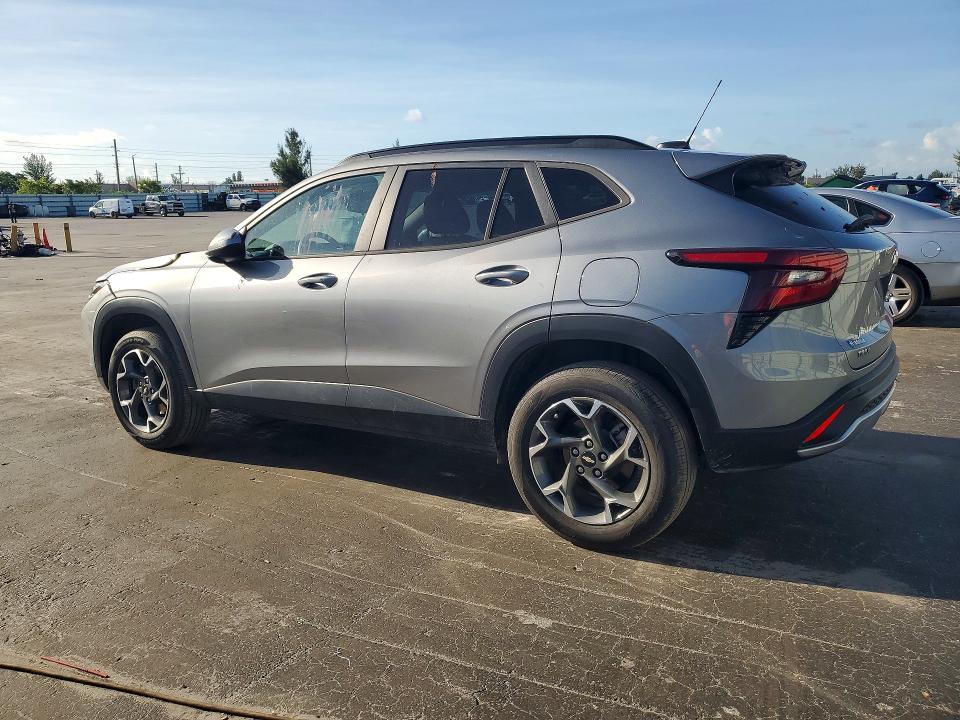 2024 Chevrolet Trax VIN KL77LHE27RC132891 COPART salvage auction — FRONT END, Fl - Cert Of Title Slvg Rebuildable (P), sold $8,500 on 2026-07-27 (photo 2)