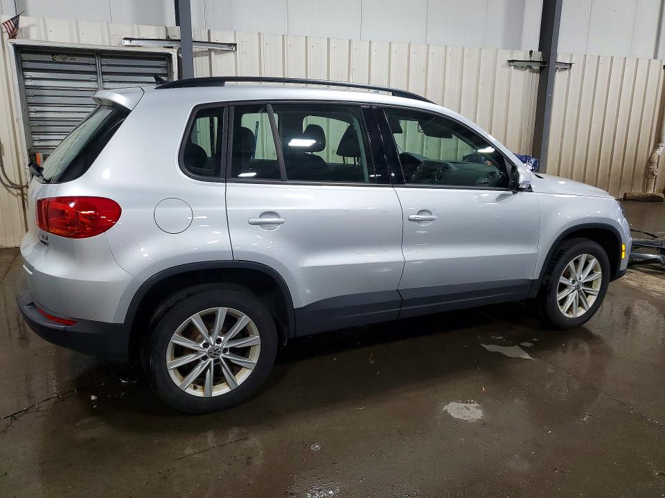 2017 Volkswagen VIN WVGBV7AX5HK048183 COPART salvage auction — FRONT END, Mn - Cert Of Title-Prior Salvage, sold $2,750 on 2026-08-18 (photo 3)