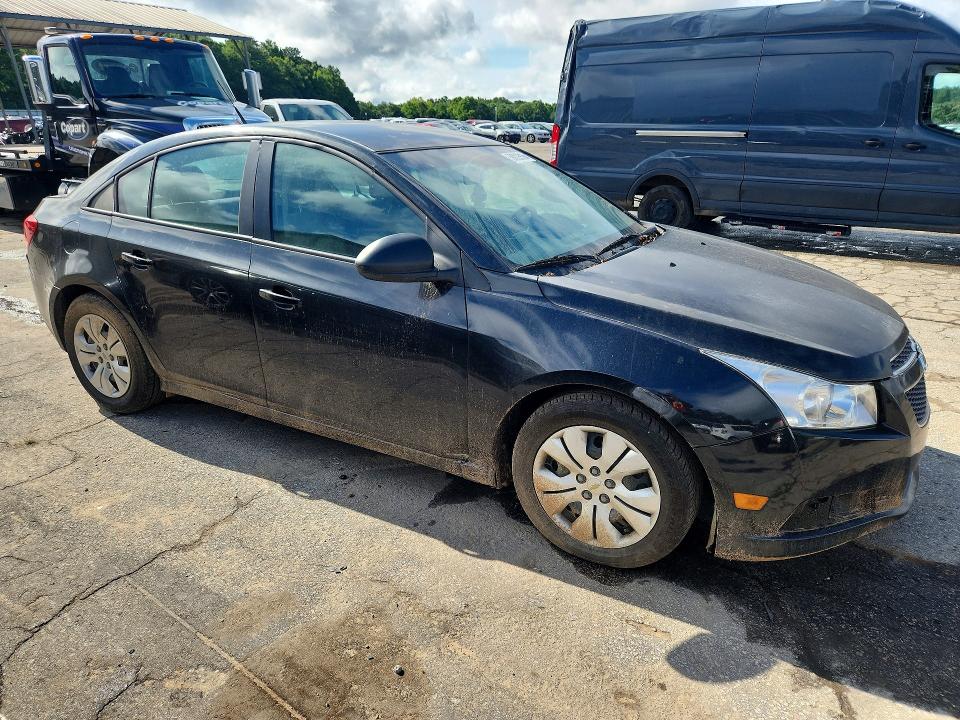 2014 Chevrolet Cruze VIN 1G1PA5SH9E7276423 COPART salvage auction — REAR END, Ga - Certificate Of Title, sold $925 on 2026-07-02 (photo 4)