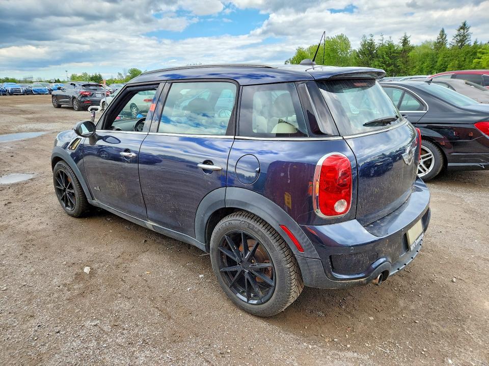 2011 Mini Cooper VIN WMWZC5C59BWH99389 COPART salvage auction — ROOF, On - Permit No Brand - Unfit, sold $300 on 2026-07-09 (photo 2)