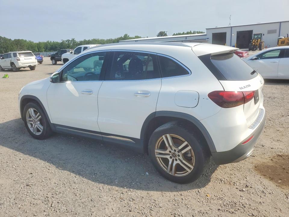 2021 Mercedes-benz Gla-klasse VIN W1N4N4HB7MJ221166 COPART salvage auction — NORMAL WEAR, Sc - Dealer Only Clean Title (P), sold $8,400 on 2026-07-06 (photo 2)
