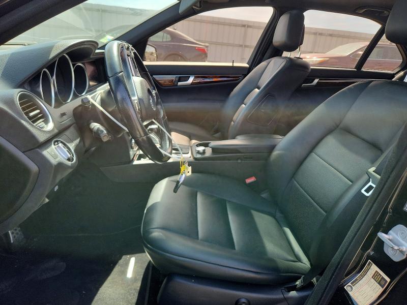 2012 Mercedes-benz C-klasse VIN WDDGF8BB7CR201443 COPART salvage auction — FRONT END, Va - Cert Of Title - Salvage, sold $1,000 on 2026-08-19 (photo 7)