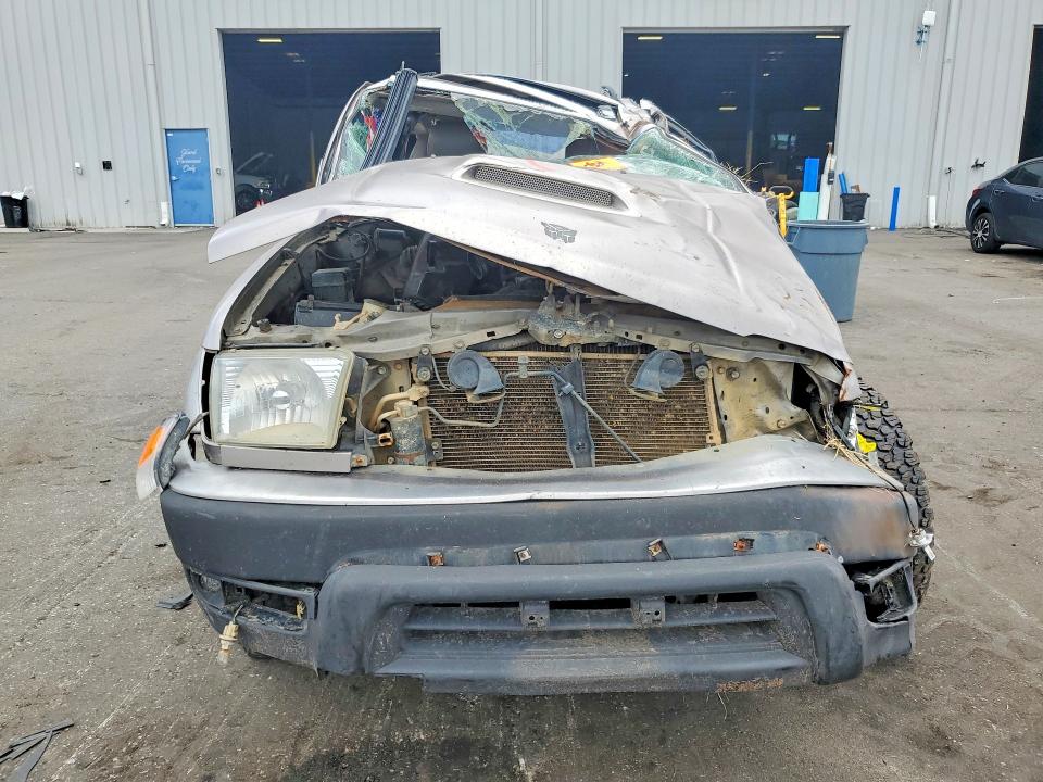 2002 Toyota 4runner VIN JT3HN86RX20385874 COPART salvage auction — ROLLOVER, Fl - Cert Of Title Slvg Rebuildable, sold $775 on 2026-07-20 (photo 5)