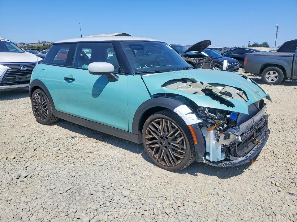 2025 Mini Cooper VIN WMW13GD00S2W58596 COPART salvage auction — FRONT END, Salvage Title, sold $10,500 on 2026-07-14 (photo 4)
