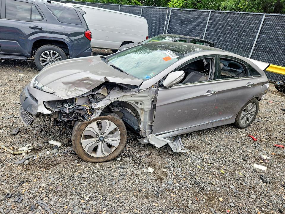 2014 Hyundai Sonata VIN KMHEC4A44EA103277 COPART salvage auction — REAR END, Md - Cert Of Salvage > 75% Damage, sold $475 on 2026-07-31 (photo 1)