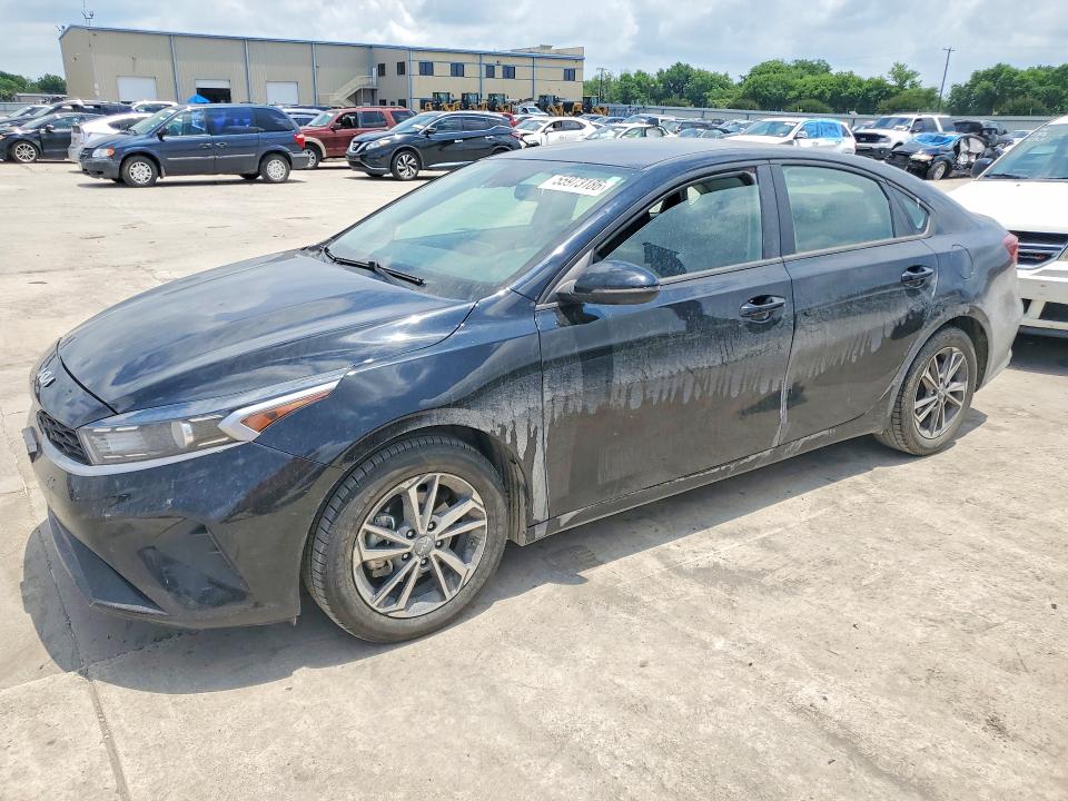 2024 Kia Forte VIN 3KPF24AD1RE729383 — COPART salvage auction photo