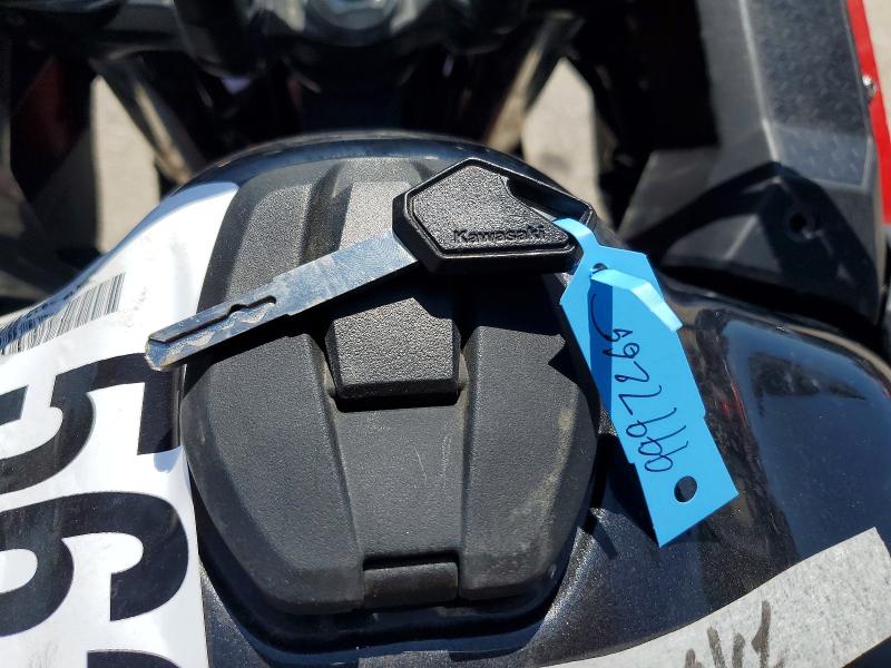 2024 Kawasaki Klr 650 VIN ML5KLEK18RDA33964 COPART salvage auction — SIDE, Ia - Cert Of Title-Salvage Title, sold $1,300 on 2026-07-30 (photo 8)