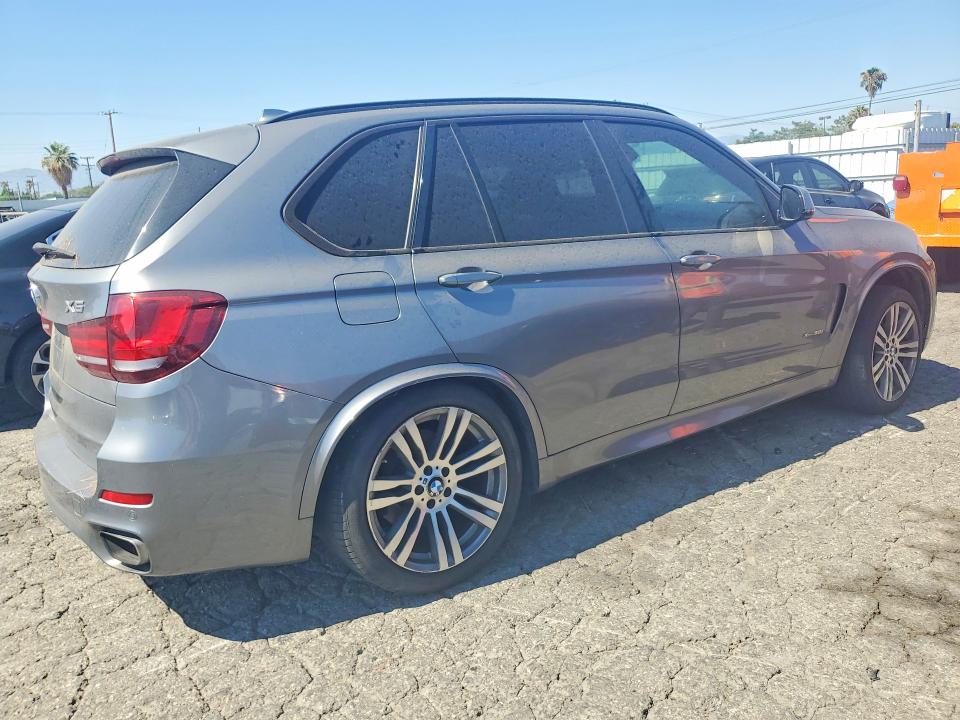 2015 BMW VIN 5UXKR6C51F0J75373 COPART salvage auction — MINOR DENT/SCRATCHES, Ca - Dis/Dlr/Exp Only Clean Title, sold $4,700 on 2026-07-27 (photo 3)