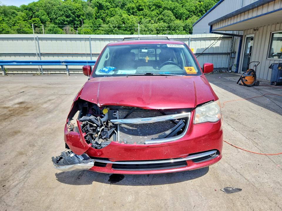 2014 Chrysler Voyager VIN 2C4RC1BG7ER220747 COPART salvage auction — FRONT END, Pa - Certificate Of Salvage, sold $675 on 2026-07-09 (photo 5)