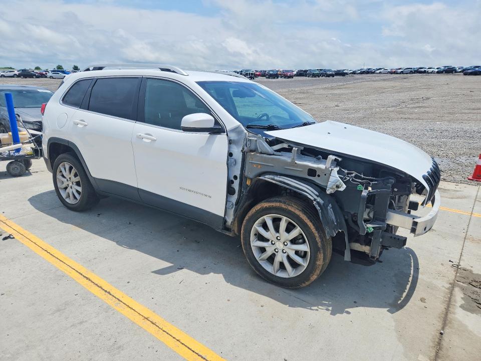 2017 Jeep Cherokee VIN 1C4PJLDB7HD231913 COPART salvage auction — FRONT END, KY - CERT OF TITLE-SALVAGE, sold $2,200 on 2026-07-09 (photo 4)