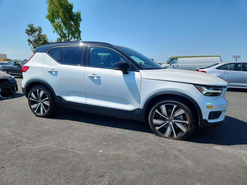 2022 Volvo Xc40 VIN YV4ED3UB4N2692361 COPART salvage auction — UNDERCARRIAGE, Sc - Salvage Title, sold $12,900 on 2026-07-15 (photo 4)