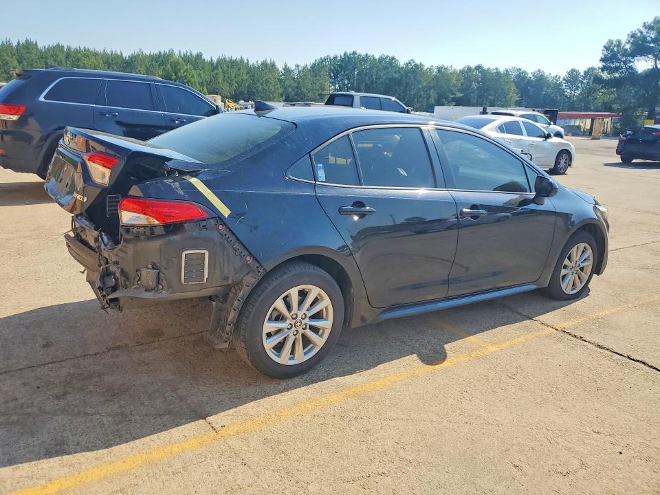 2024 Toyota Corolla VIN JTDBCMFE5R3032187 COPART salvage auction — REAR END, Sc - Cert Of Title-Salvage, sold $8,300 on 2026-07-31 (photo 3)
