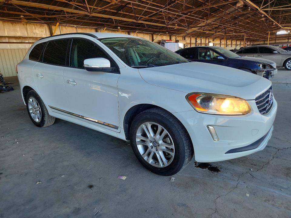 2016 Volvo Xc60 VIN YV440MDJ2G2811225 COPART salvage auction — NORMAL WEAR, Az - Certificate Of Title, sold $400 on 2026-08-03 (photo 4)