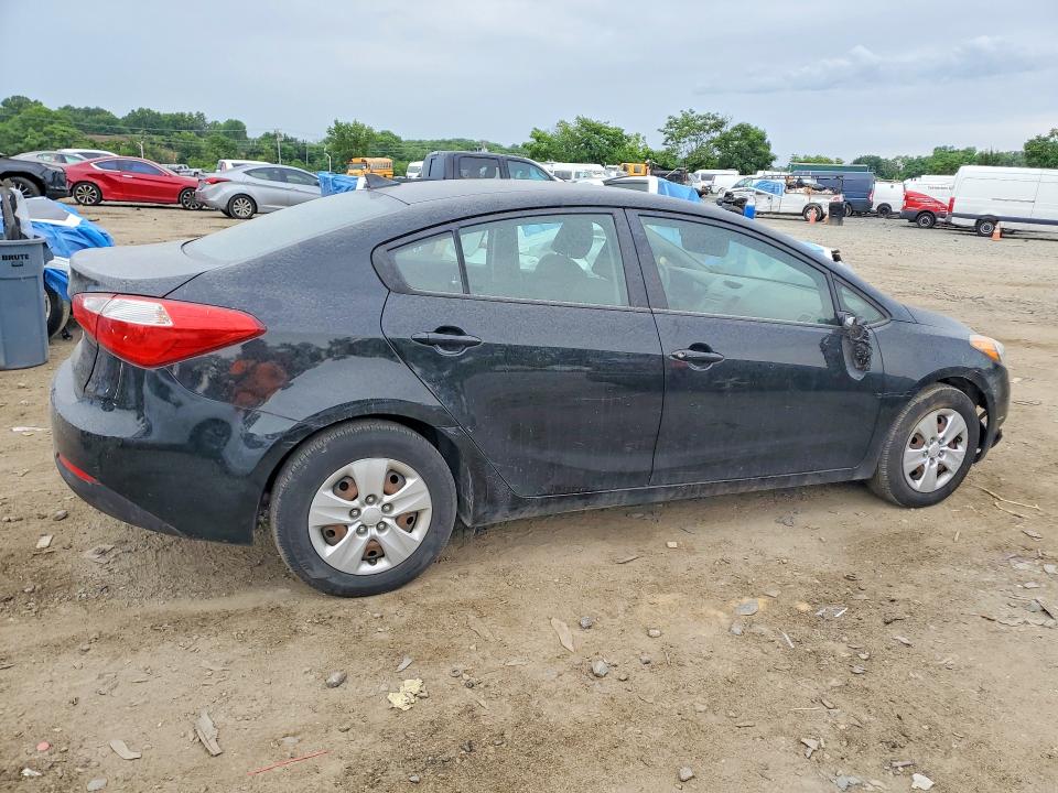 2015 Kia VIN KNAFK4A63F5320629 COPART salvage auction — VANDALISM, Md - Cert Of Salvage > 75% Damage, sold $950 on 2026-07-21 (photo 3)