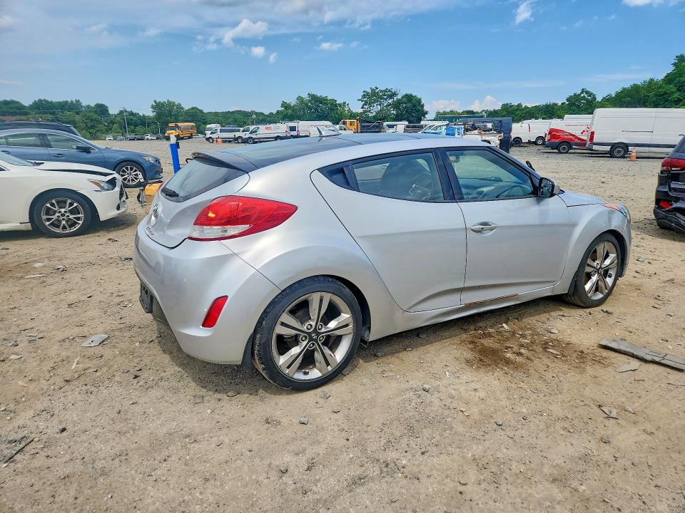 2016 Hyundai VIN KMHTC6AD7GU291605 COPART salvage auction — SIDE, Md - Cert Of Salvage > 75% Damage, sold $625 on 2026-07-02 (photo 3)