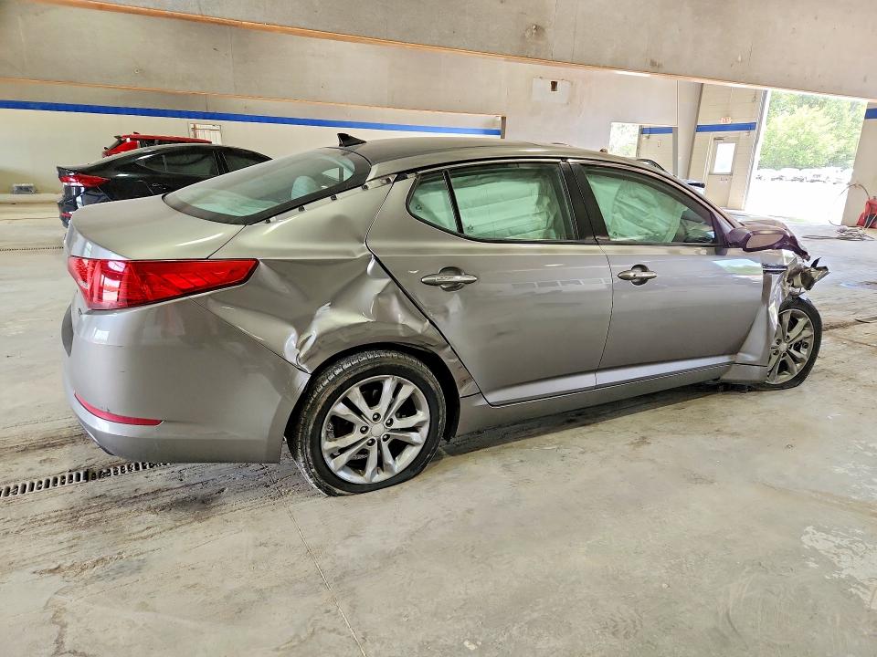 2013 Kia Optima VIN 5XXGN4A72DG257488 COPART salvage auction — FRONT END, VA - CERT OF TITLE - SALVAGE, sold $475 on 2026-07-02 (photo 3)
