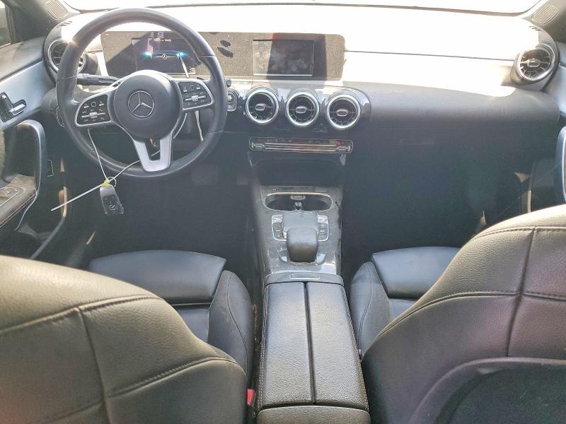 2019 Mercedes-benz A-klasse VIN WDD3G4FB6KW019697 COPART salvage auction — MINOR DENT/SCRATCHES, Ca - Dis/Dlr/Exp Only Clean Title, sold $7,100 on 2026-07-30 (photo 8)