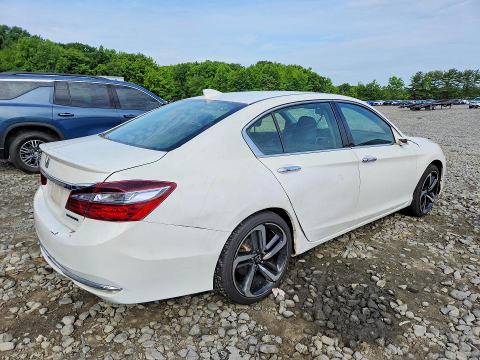 2017 Honda Accord VIN JHMCR6F35HC011849 COPART salvage auction — WATER/FLOOD, NJ - CERT OF TITLE-SALVAGE FLOOD, sold $1,500 on 2026-07-29 (photo 3)
