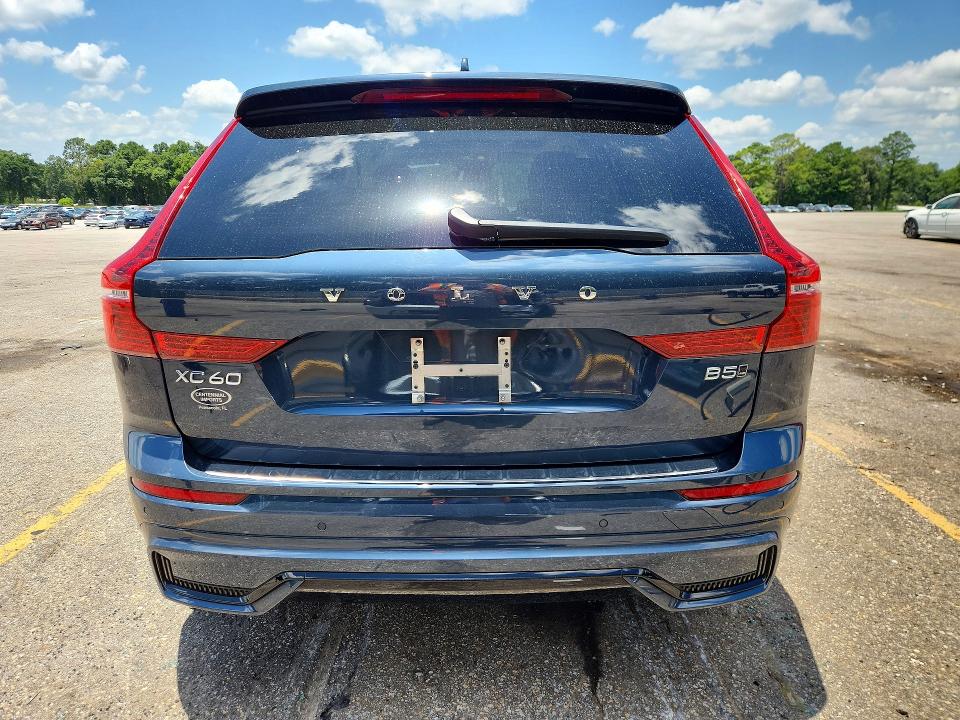 2025 Volvo Xc60 VIN YV4M12RC4S1152848 COPART salvage auction — SIDE, FL - CERT OF TITLE SLVG REBUILDABLE, sold $250 on 2026-07-27 (photo 6)