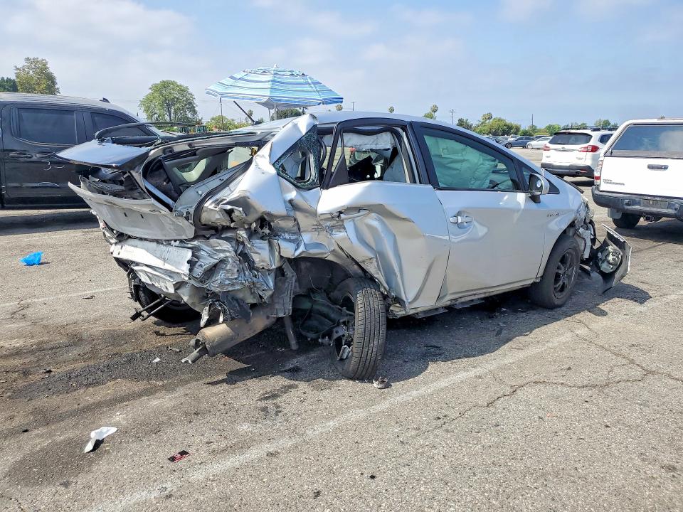 2015 Toyota VIN JTDKN3DU4F1907636 COPART salvage auction — REAR END, CA - SALVAGE CERTIFICATE, sold $475 on 2026-07-31 (photo 3)