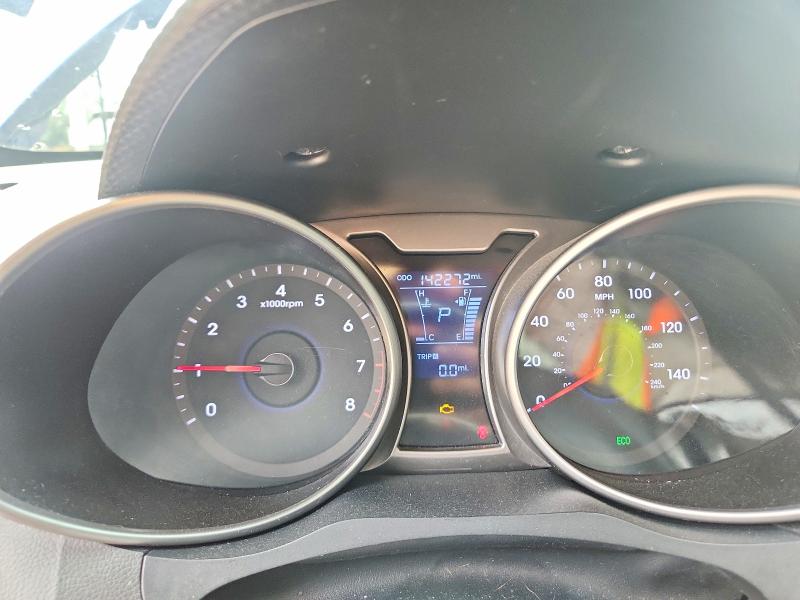 2012 Hyundai Veloster VIN KMHTC6AD1CU069796 COPART salvage auction — MECHANICAL, Fl - Cert Of Title Slvg Rebuildable, sold $350 on 2026-07-07 (photo 9)