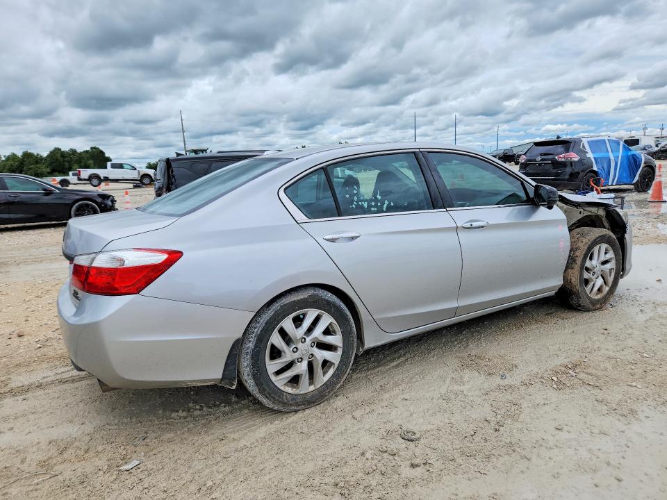 2013 Honda VIN 1HGCR3F93DA027169 COPART salvage auction — FRONT END, Tx - Salvage Vehicle Title, sold $1,250 on 2026-07-02 (photo 3)