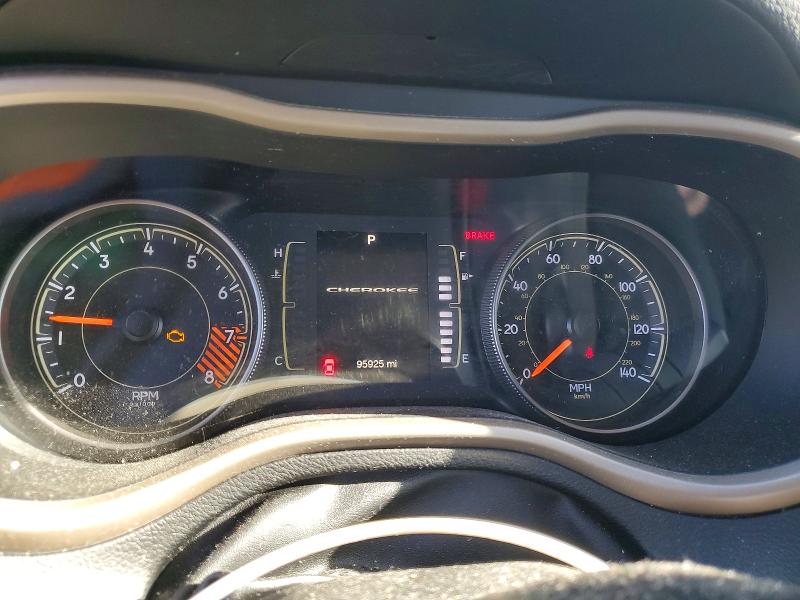 2015 Jeep Cherokee VIN 1C4PJLCS0FW616751 COPART salvage auction — MECHANICAL, Ca - Dis/Dlr/Exp Only Clean Title, sold $975 on 2026-07-10 (photo 9)