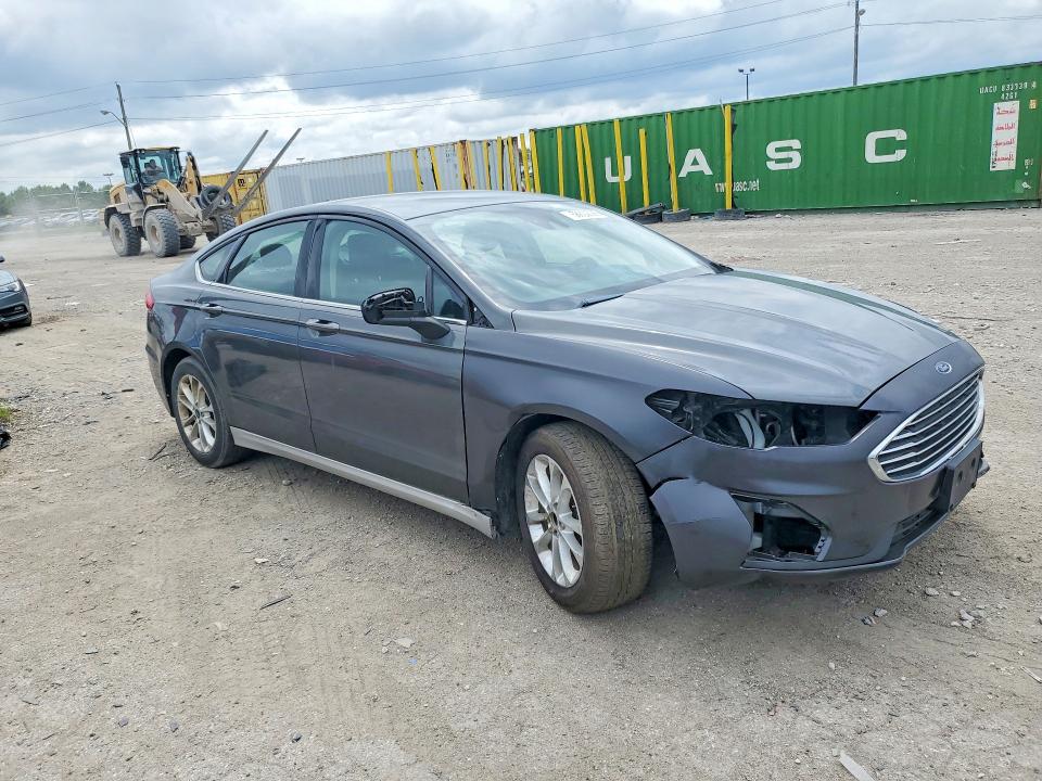 2019 Ford Fusion VIN 3FA6P0HD3KR195078 COPART salvage auction — FRONT END, Mi - Certificate Of Title, sold $975 on 2026-07-02 (photo 4)