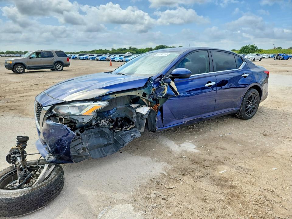 2020 Nissan VIN 1N4BL4BV9LN314307 COPART salvage auction — FRONT END, FL - CERTIFICATE OF DESTRUCTION, sold $1,700 on 2026-07-02 (photo 1)
