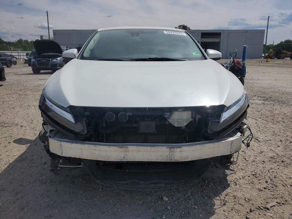 2018 Honda VIN JHMZC5F13JC012802 COPART salvage auction — FRONT END, VA - CERT OF TITLE - SALVAGE, sold $2,950 on 2026-07-29 (photo 5)