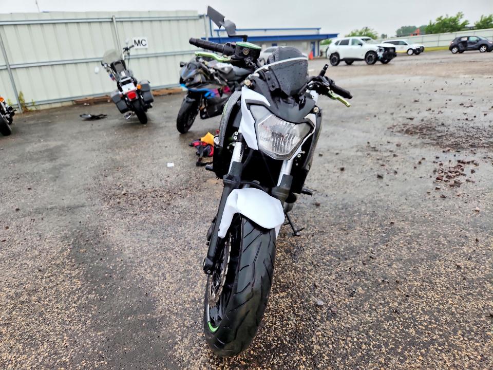 2017 Kawasaki Er VIN JKAEREG13HDA01183 COPART salvage auction — SIDE, Wi - Junked Vehicle Bill Of Sale, sold $625 on 2026-07-09 (photo 2)