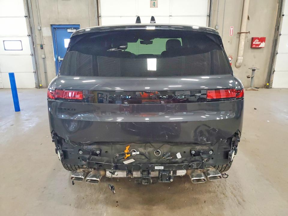 2025 Land rover Range rover sport VIN SAL119E91SA470671 COPART salvage auction — REAR END, Mn - Cert Of Title-Salvage, sold $77,000 on 2026-07-09 (photo 6)
