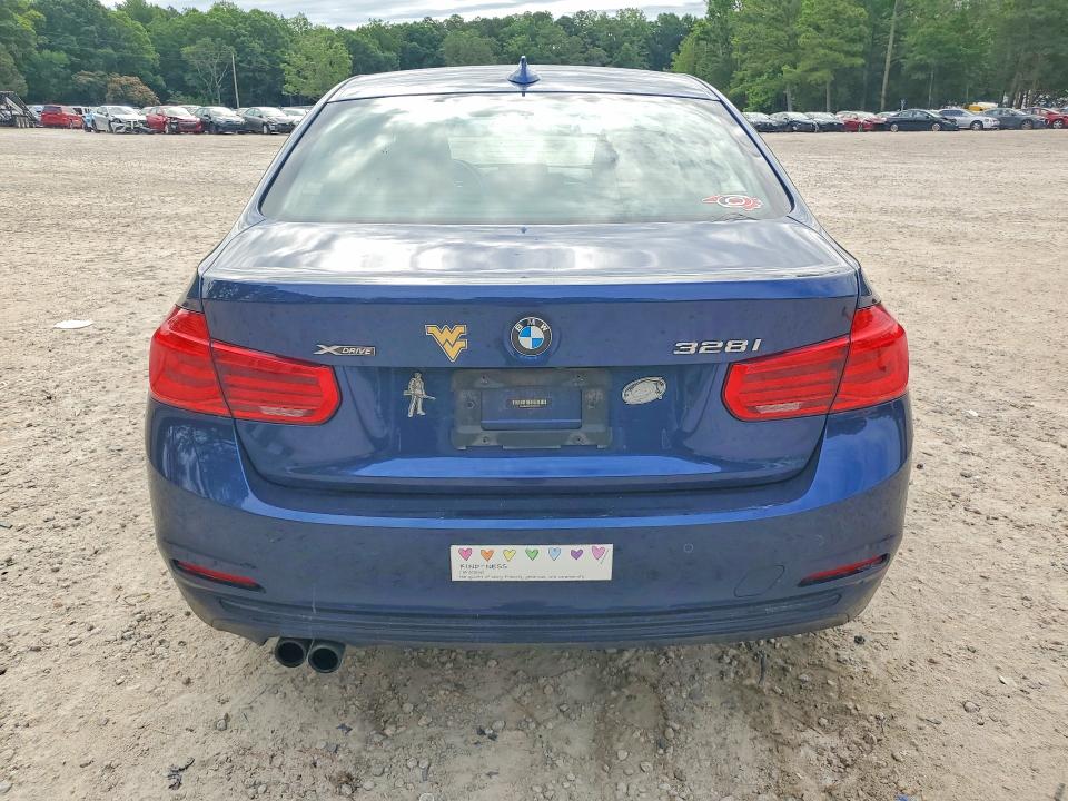 2016 BMW 3er VIN WBA8E3C57GK504716 COPART salvage auction — FRONT END, NC - SALVAGE CERTIFICATE OF TITLE, sold $2,700 on 2026-08-07 (photo 6)