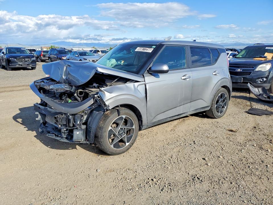 2023 Kia Soul VIN KNDJ33AU0P7847939 COPART salvage auction — FRONT END, In - Certificate Of Title, sold $900 on 2026-07-30 (photo 1)
