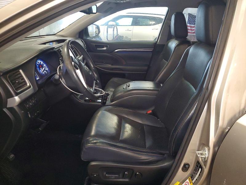 2015 Toyota Highlander VIN 5TDDKRFHXFS098991 COPART salvage auction — WATER/FLOOD, KS - CERT OF TITLE-SALVAGE, sold $575 on 2026-07-27 (photo 7)