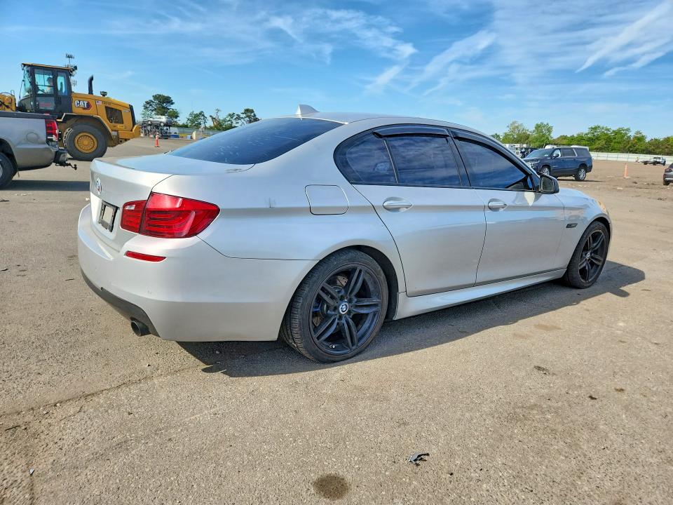 2013 BMW VIN WBAFR7C52DC829458 COPART salvage auction — WATER/FLOOD, Ny - Mv907A-Flood Salvage, sold $2,700 on 2026-08-03 (photo 3)