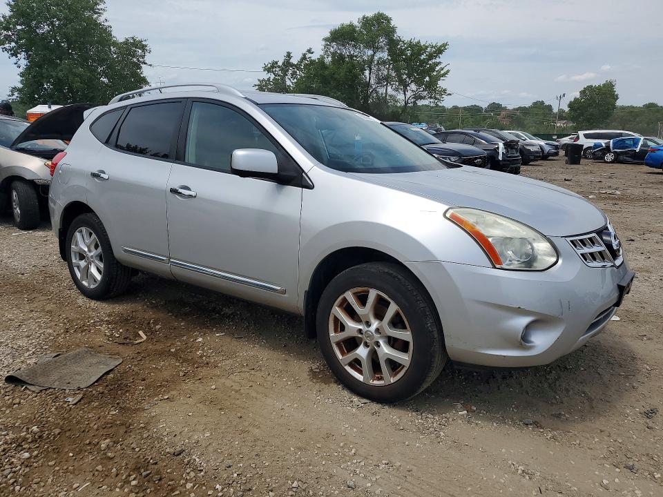 2012 Nissan Rogue VIN JN8AS5MV9CW364568 COPART salvage auction — MINOR DENT/SCRATCHES, Md - Certificate Of Title (P), sold $575 on 2026-07-13 (photo 4)