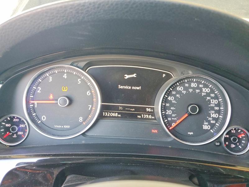 2013 Volkswagen Touareg VIN WVGEF9BP4DD008275 COPART salvage auction — FRONT END, CA - SALVAGE CERTIFICATE, sold $1,300 on 2026-08-17 (photo 9)