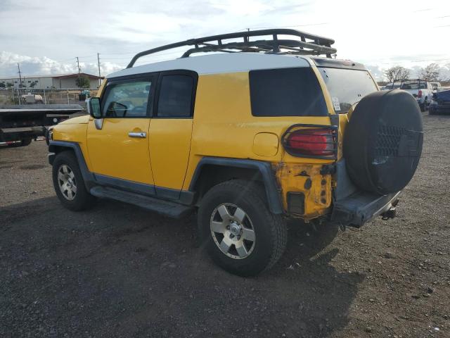 2007 Toyota Fj cruiser VIN JTEBU11FX70052800 COPART salvage auction — REAR END, Hi - Certificate Of Salvage, sold $550 on 2026-07-27 (photo 2)