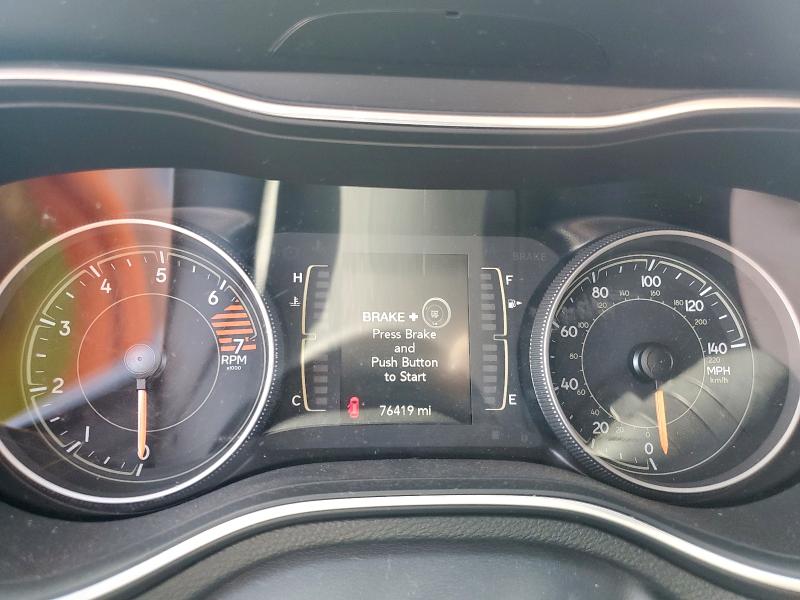 2021 Jeep Cherokee VIN 1C4PJLLB2MD180476 COPART salvage auction — SIDE, Tx - Salvage Vehicle Title, sold $2,350 on 2026-07-09 (photo 9)