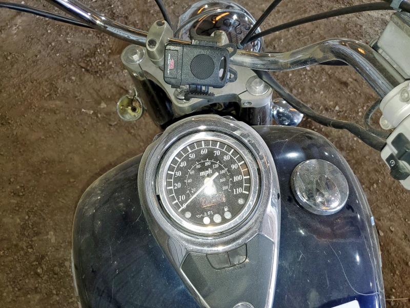 2006 Suzuki Boulevard VIN JS1VS55A762101428 COPART salvage auction — ALL OVER, Tx - Salvage Vehicle Title, sold $225 on 2026-07-09 (photo 7)