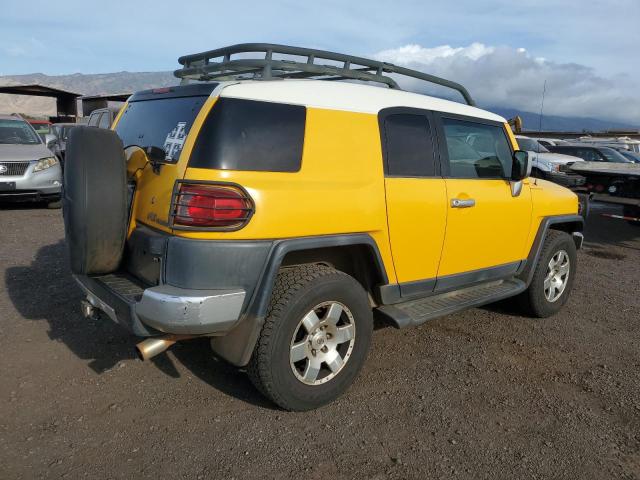 2007 Toyota Fj cruiser VIN JTEBU11FX70052800 COPART salvage auction — REAR END, Hi - Certificate Of Salvage, sold $550 on 2026-07-27 (photo 3)