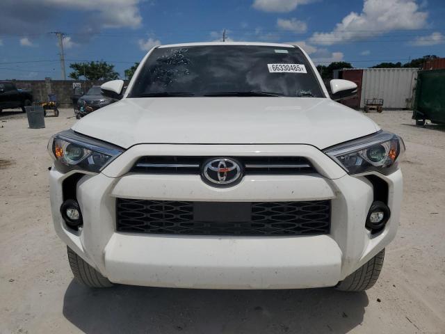 2023 Toyota 4runner VIN JTEFU5JR7P5293543 COPART salvage auction — MINOR DENT/SCRATCHES, Fl - Cert Of Title W/Slvg History, sold $8,000 on 2026-07-27 (photo 5)