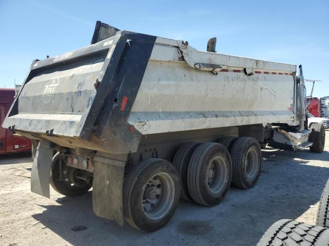 2018 Peterbilt 365 VIN 1NPSLP0X6JD499752 COPART salvage auction — ROLLOVER, CA - SALVAGE CERTIFICATE, sold $7,400 on 2026-07-23 (photo 4)