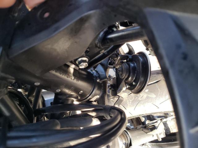 2021 Kawasaki Ex650 VIN ML5EXEM19MDA30224 COPART salvage auction — ROLLOVER, Or - Salvage Title Certificate, sold $350 on 2026-07-09 (photo 9)